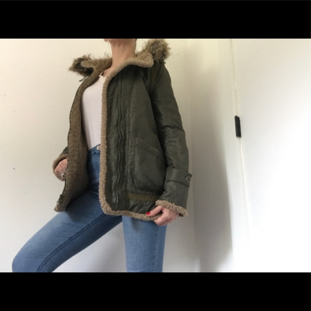 BCBGMaxAzria Olive Green Teddybear Army Jacket With Faux Fur Hood & Zipper - Picture 7 of 14